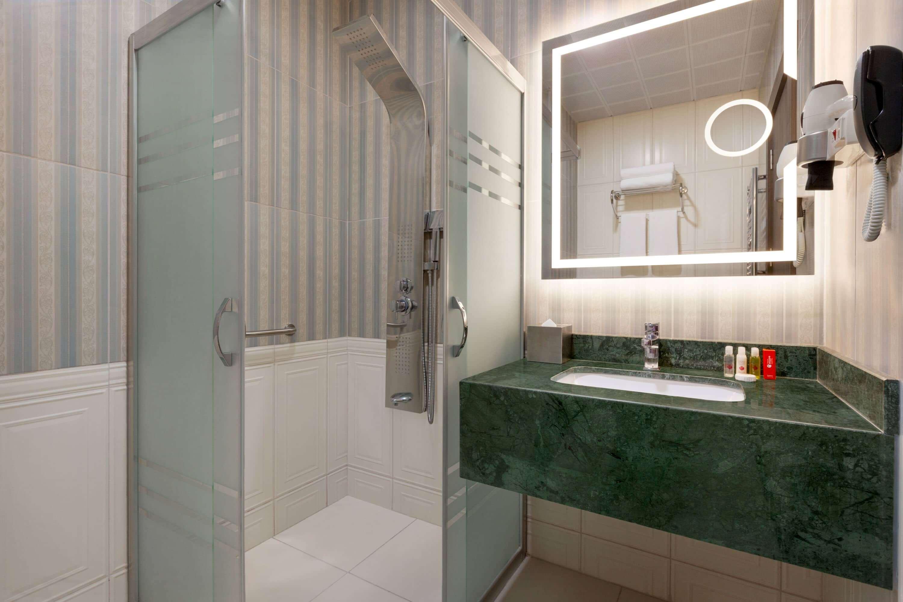 Ramada Encore By Wyndham Istanbul Avcilar Exterior photo
